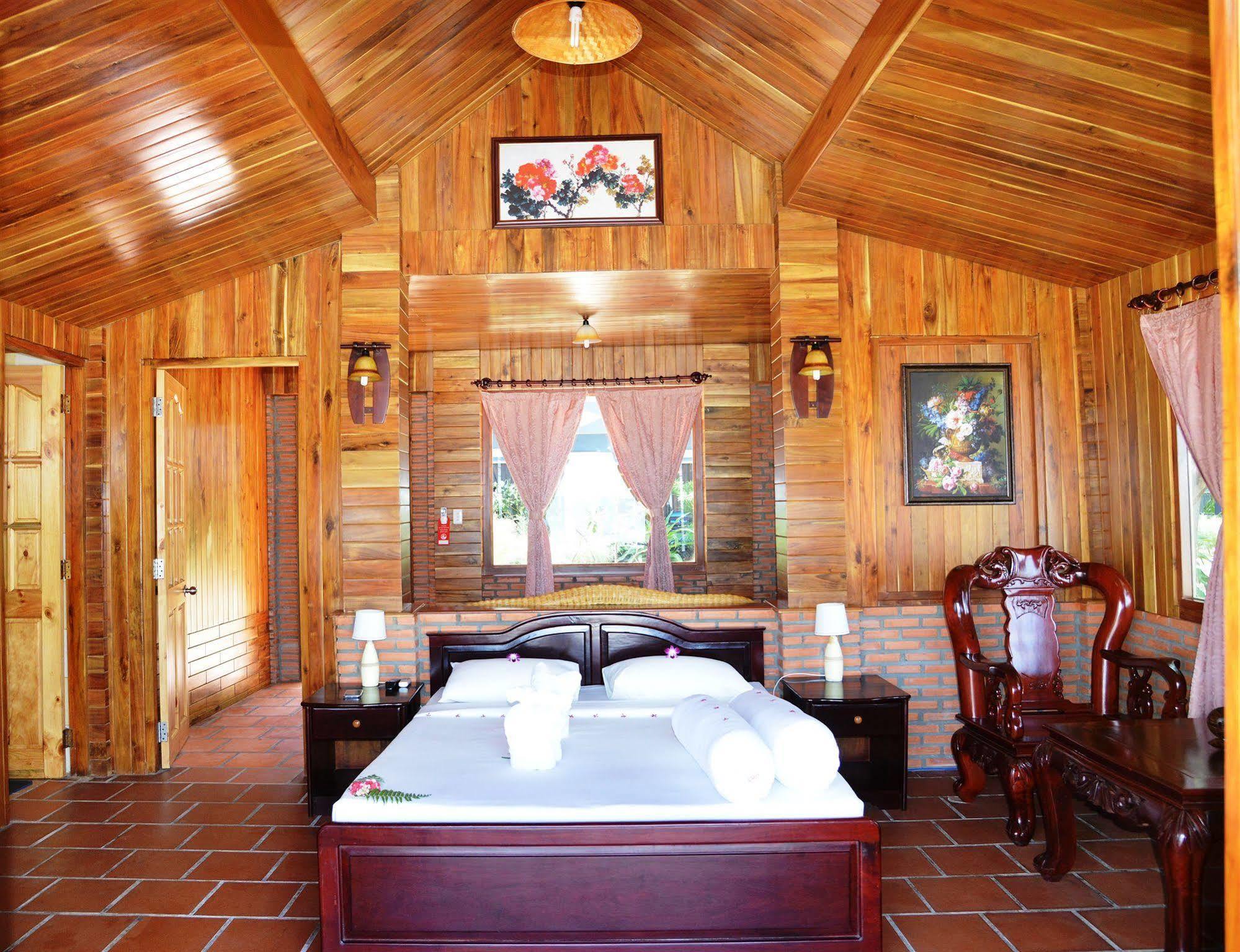 Vinh Suong Seaside Hotel And Resort Phan Thiết Extérieur photo