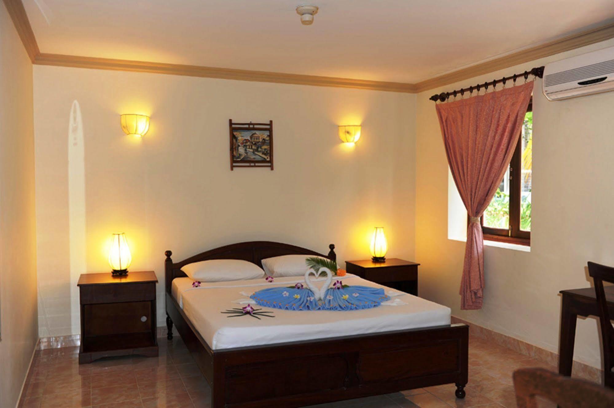 Vinh Suong Seaside Hotel And Resort Phan Thiết Extérieur photo